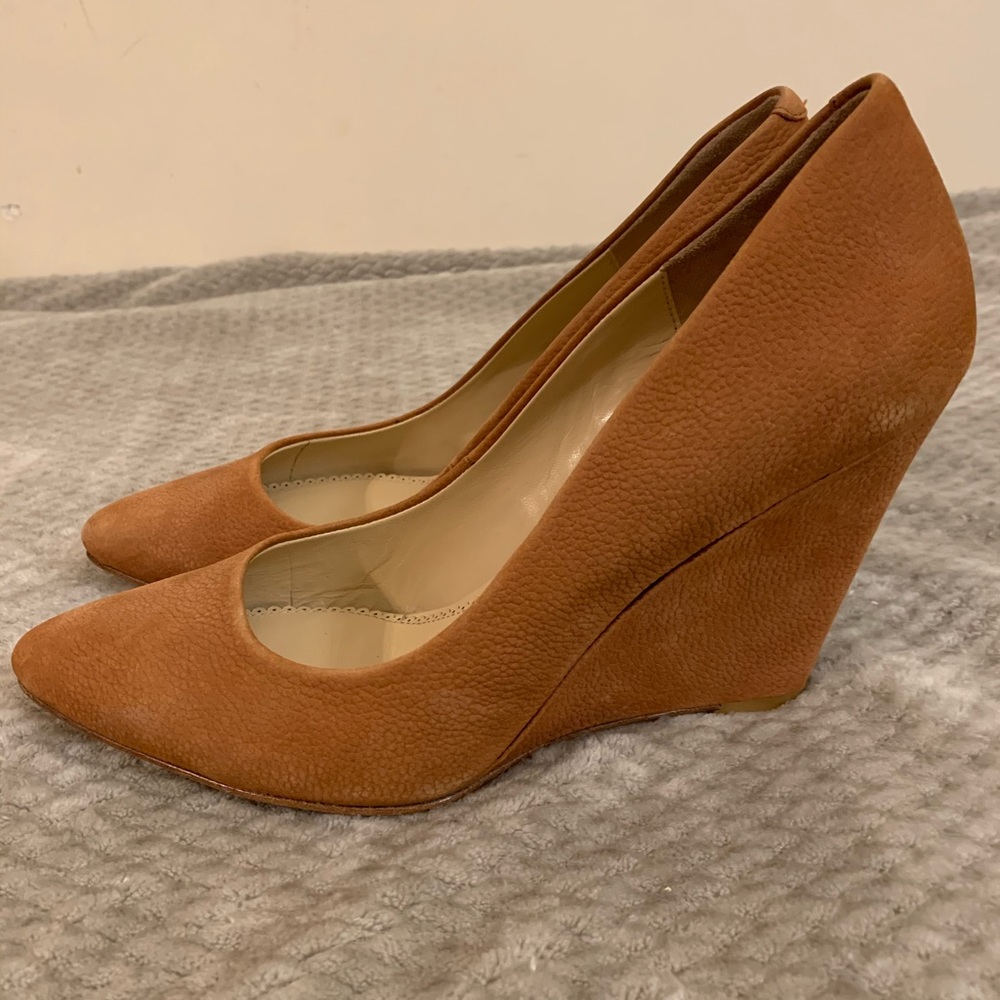 Pour La Victoire Mai Wedge Pumps